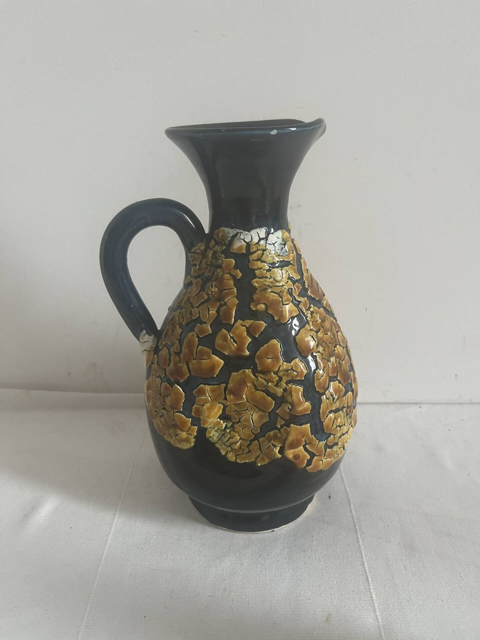 Pichet vase vintage fat lava Vallauris