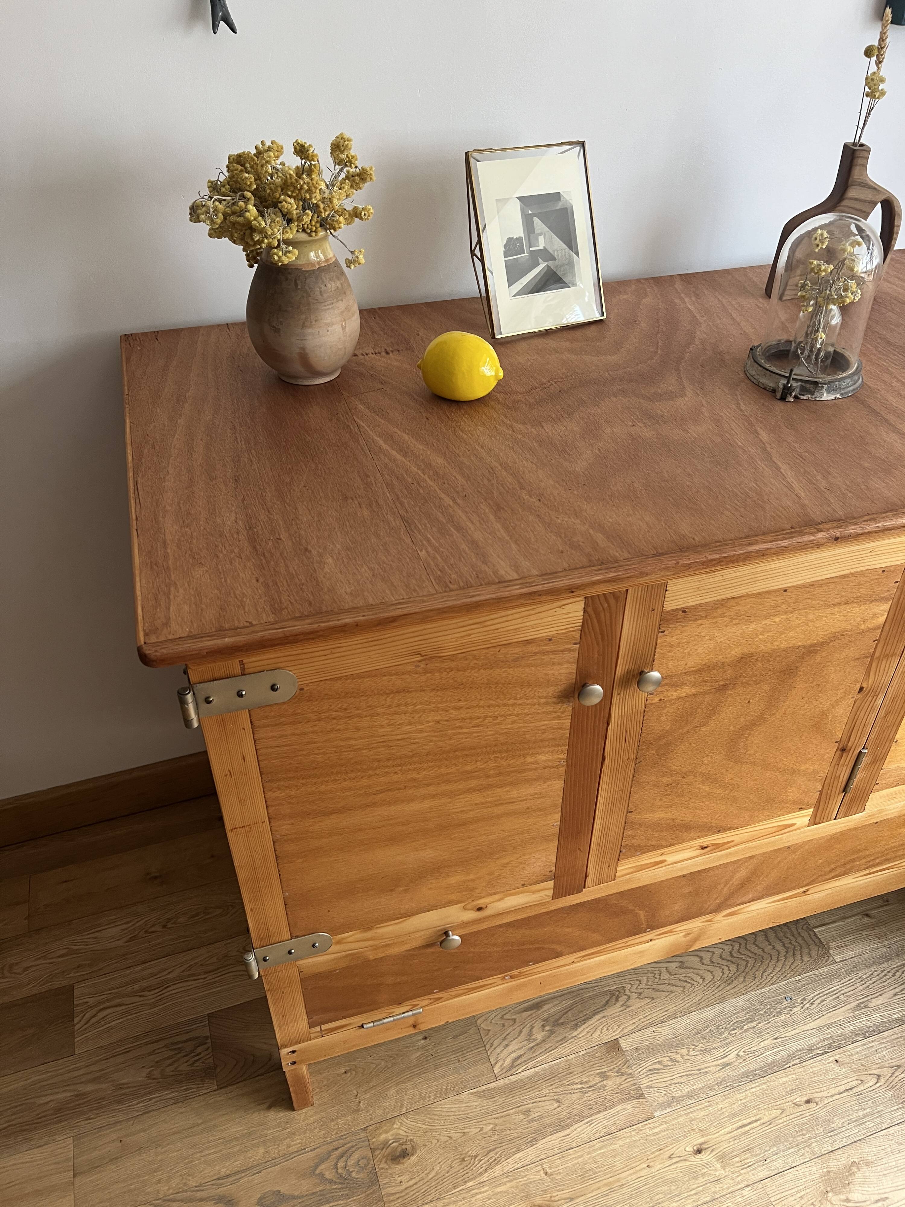 Workshop furniture, printing storage