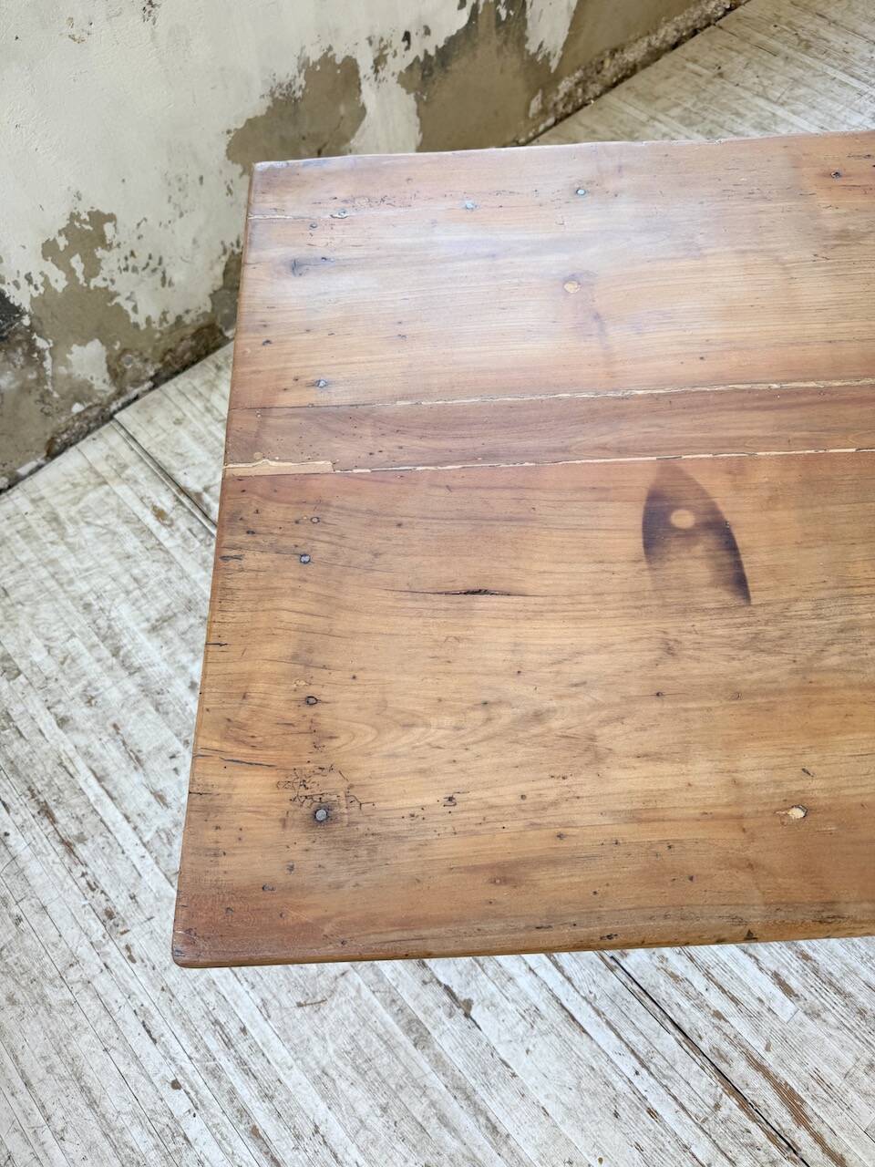 Cherry farmhouse table 1m8