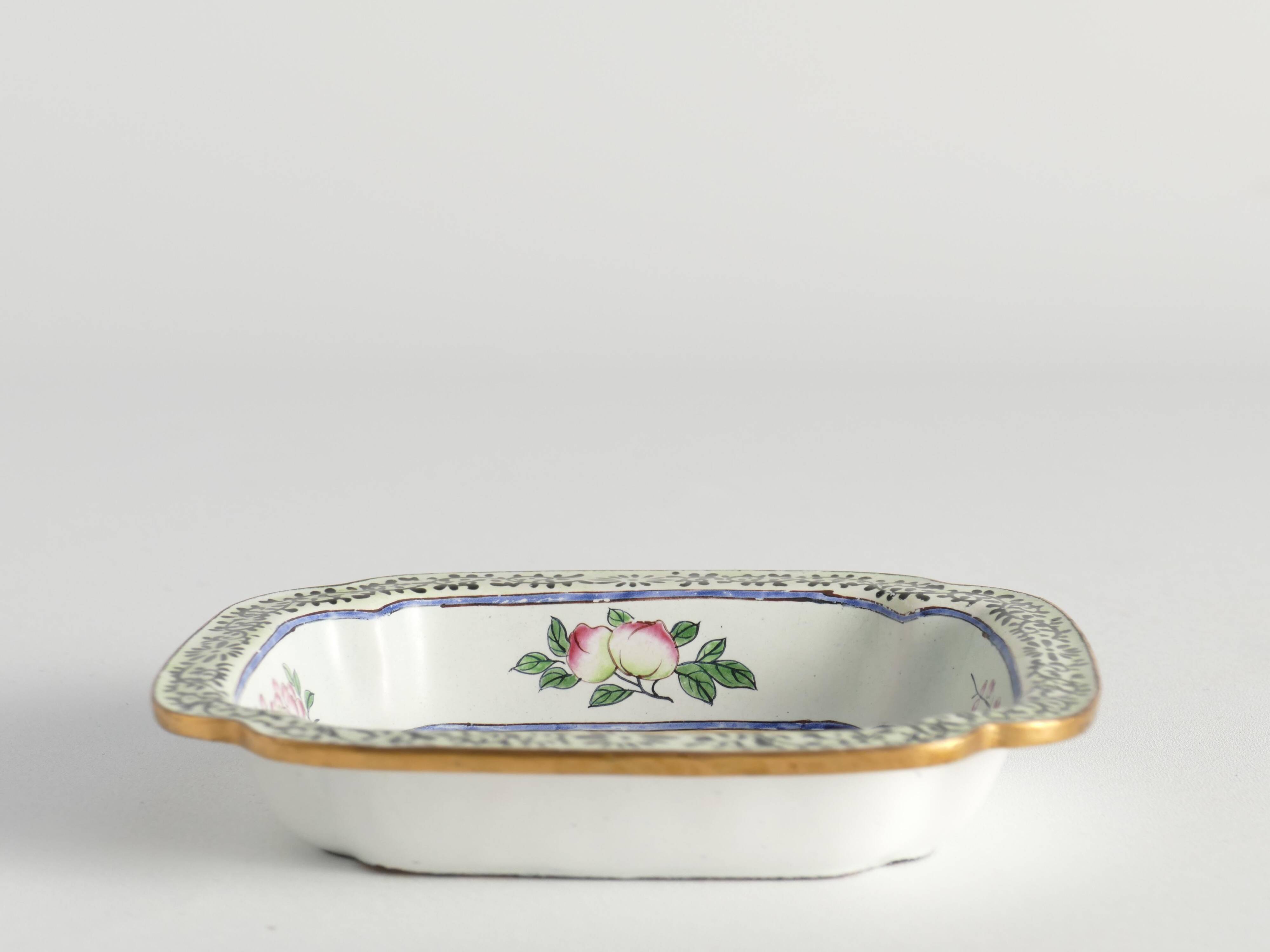 Qianlong period Canton Enamel Square Dish with Dragon, China Late 18th Century