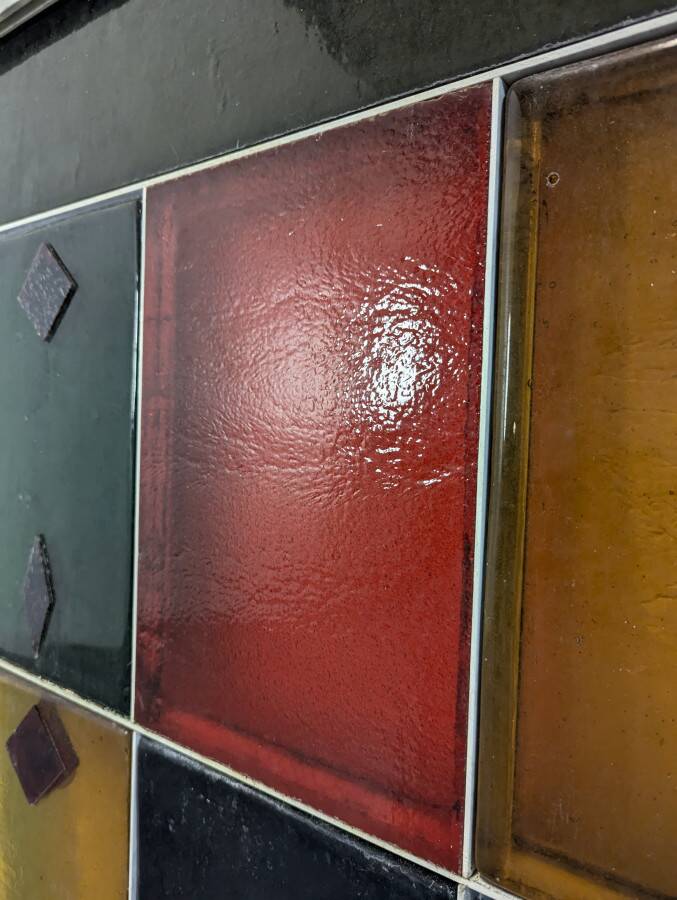 Panneau en dalles de verre colorées Saint Gobain