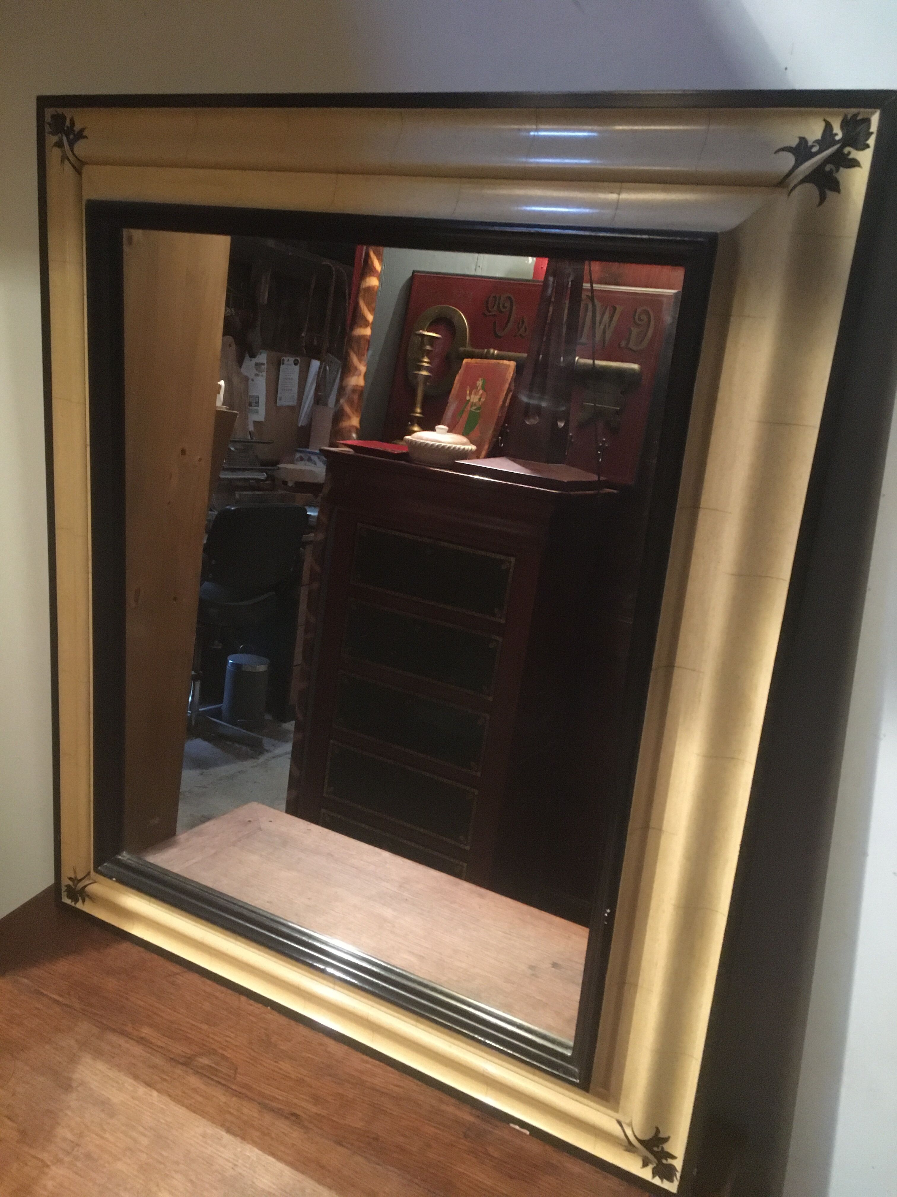 Black and off-white mirror 79x69cm