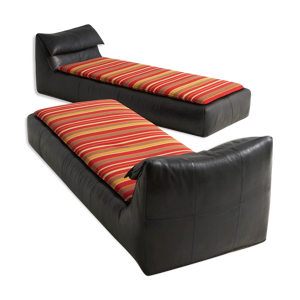 Deux lits de repos 'Le