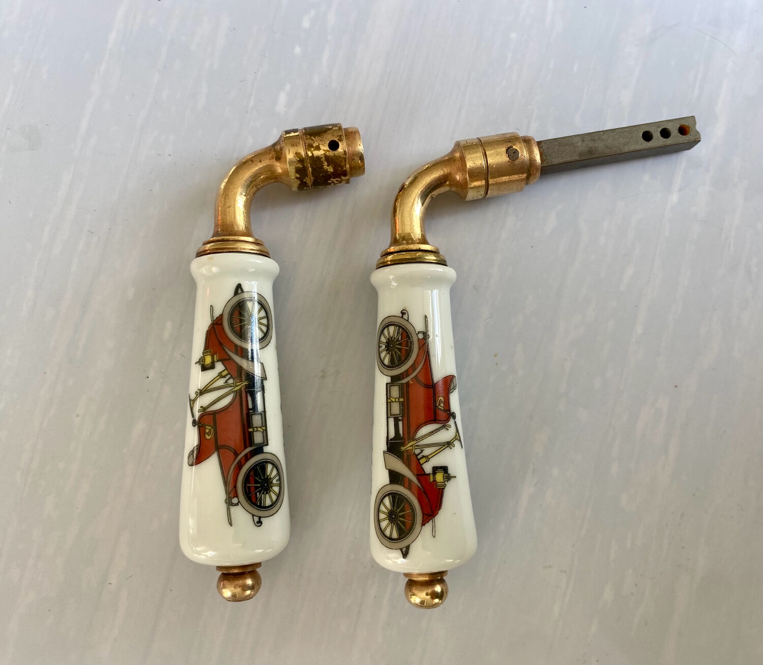 Porcelain door handles