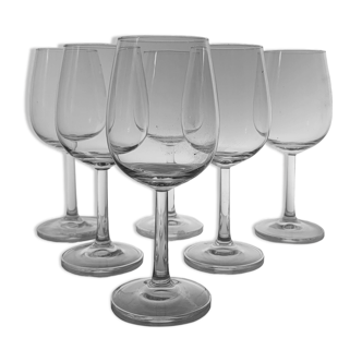 6 wine glasses