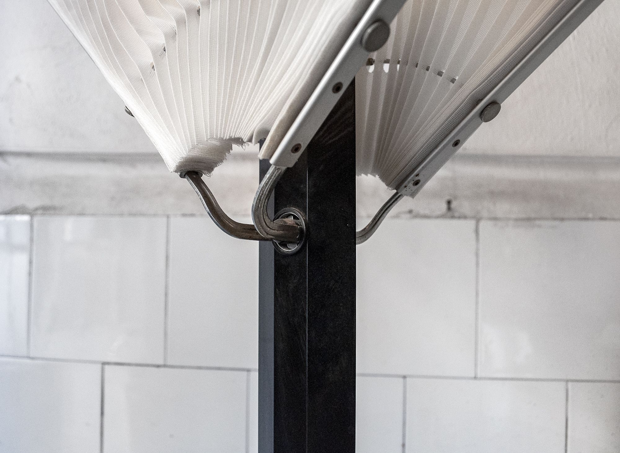 Butterfly lamp by Afra and Tobia Scarpa for Flos Italia Anno 1985