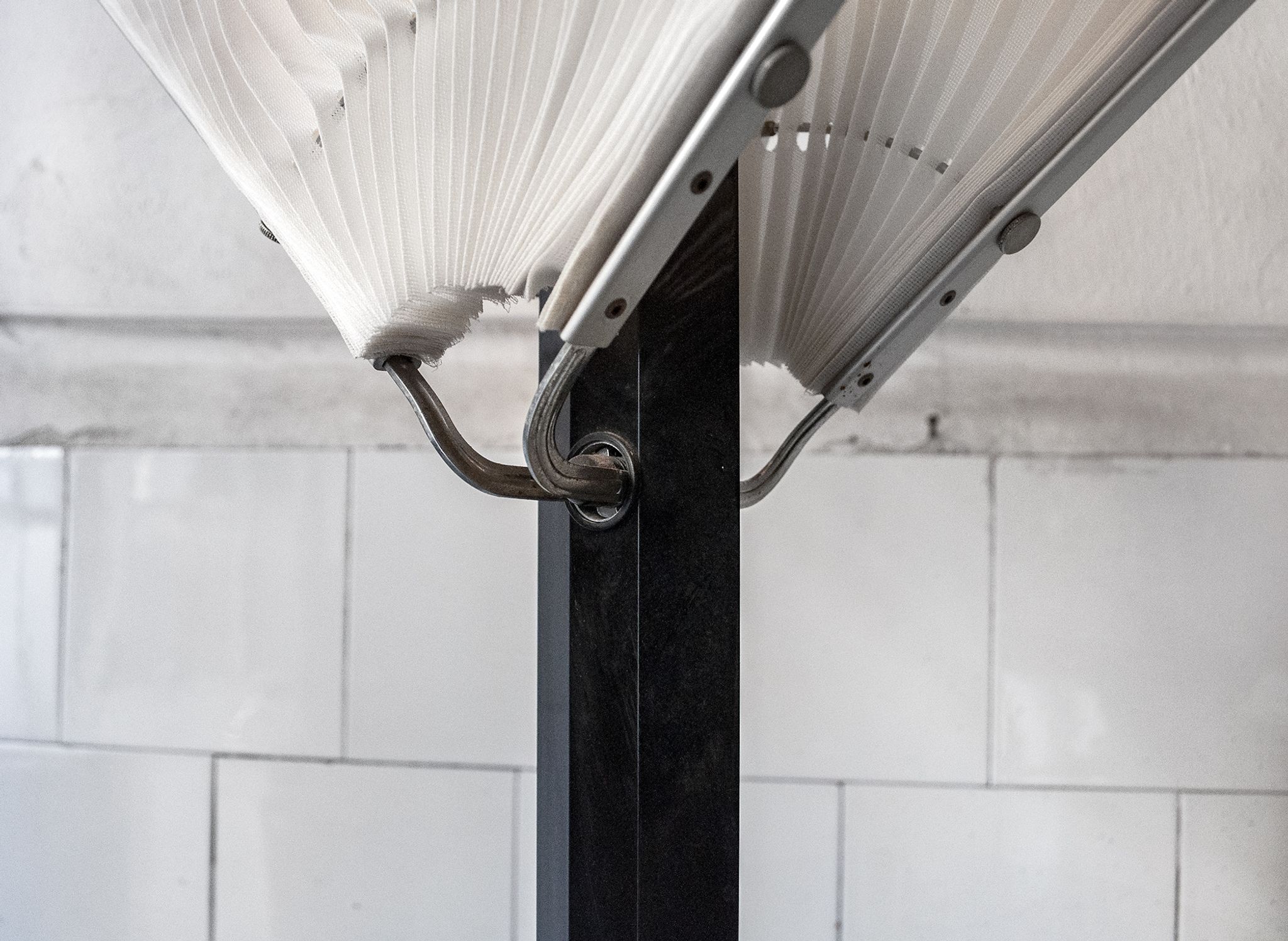 Butterfly lamp by Afra and Tobia Scarpa for Flos Italia Anno 1985