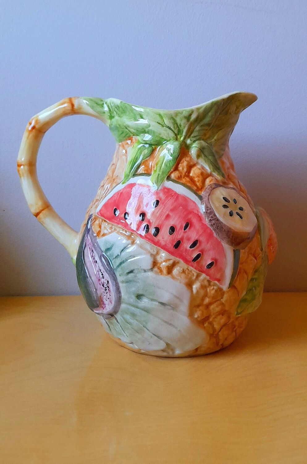 Fruit slurry pitcher