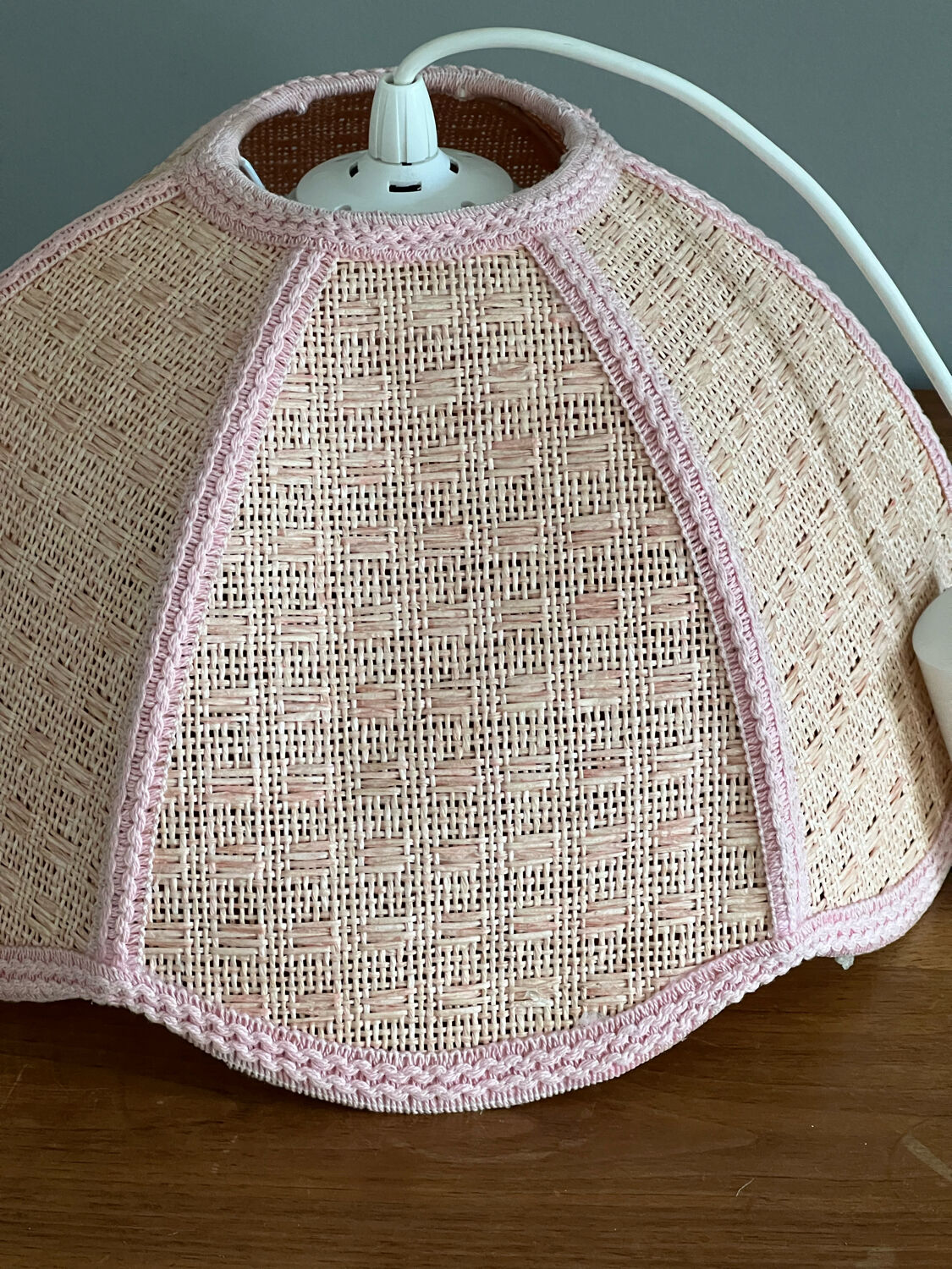 Vintage suspension in raffia and fabrics