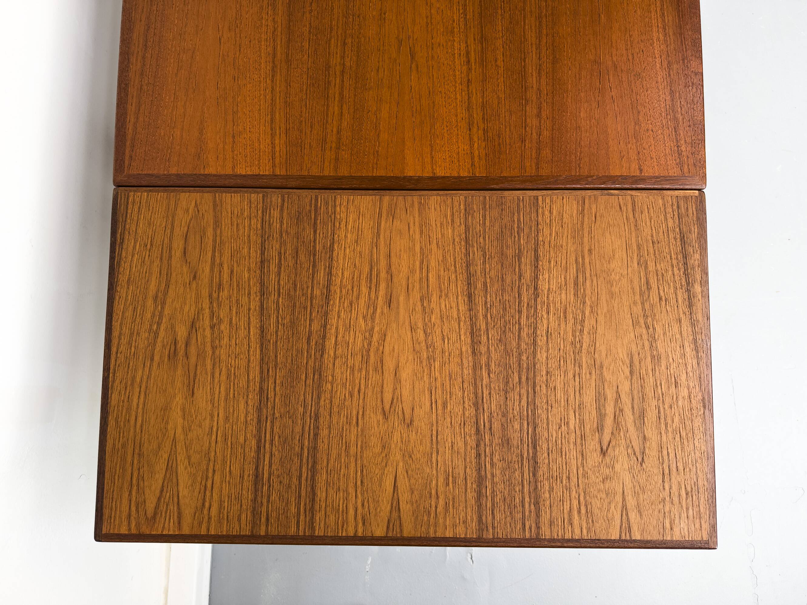Table extensible en teck par Grete Jalk pour Glostrup, 1960