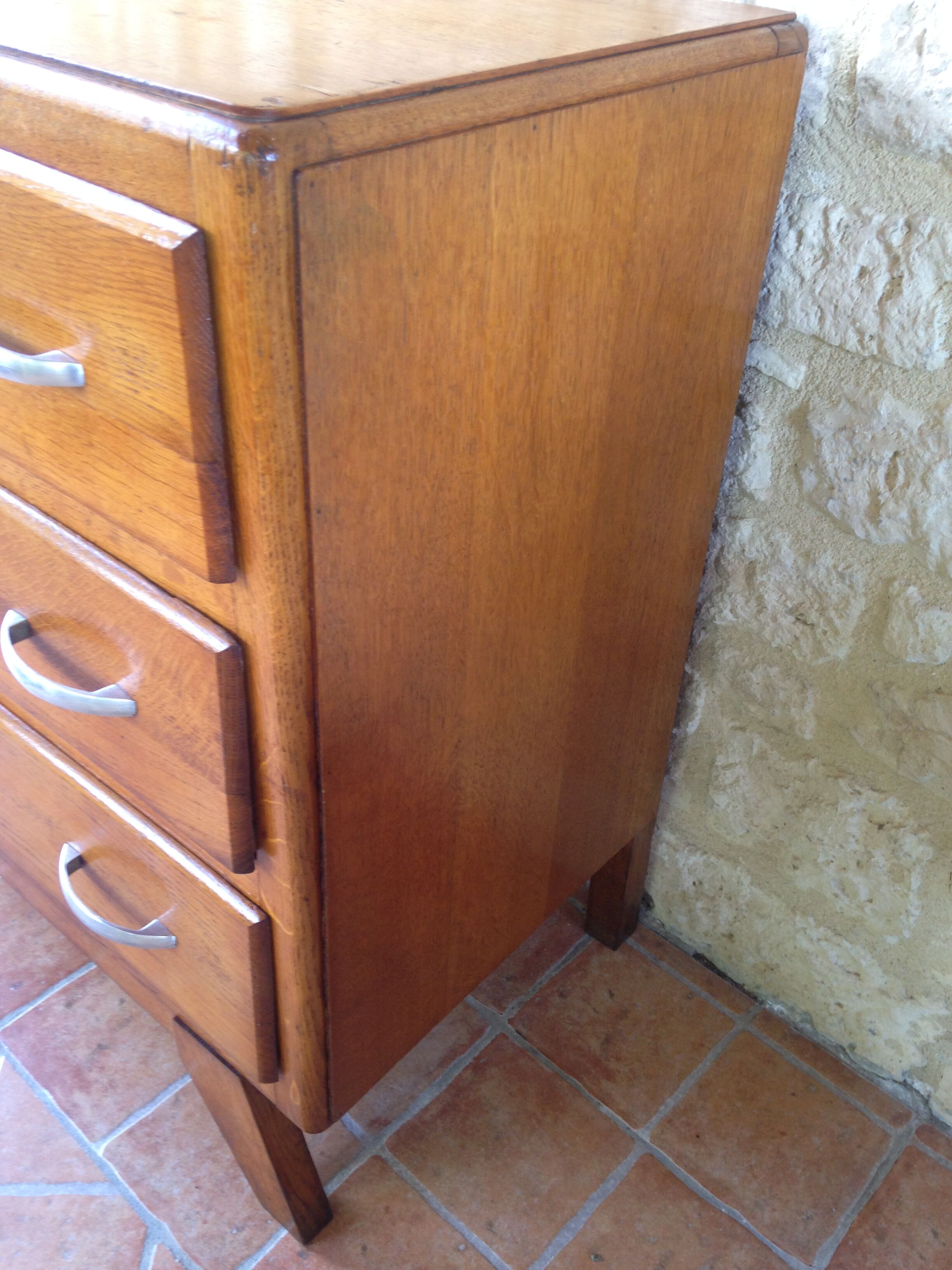 Vintage dresser year 50