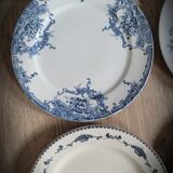 Set 4 blue mismatched plates