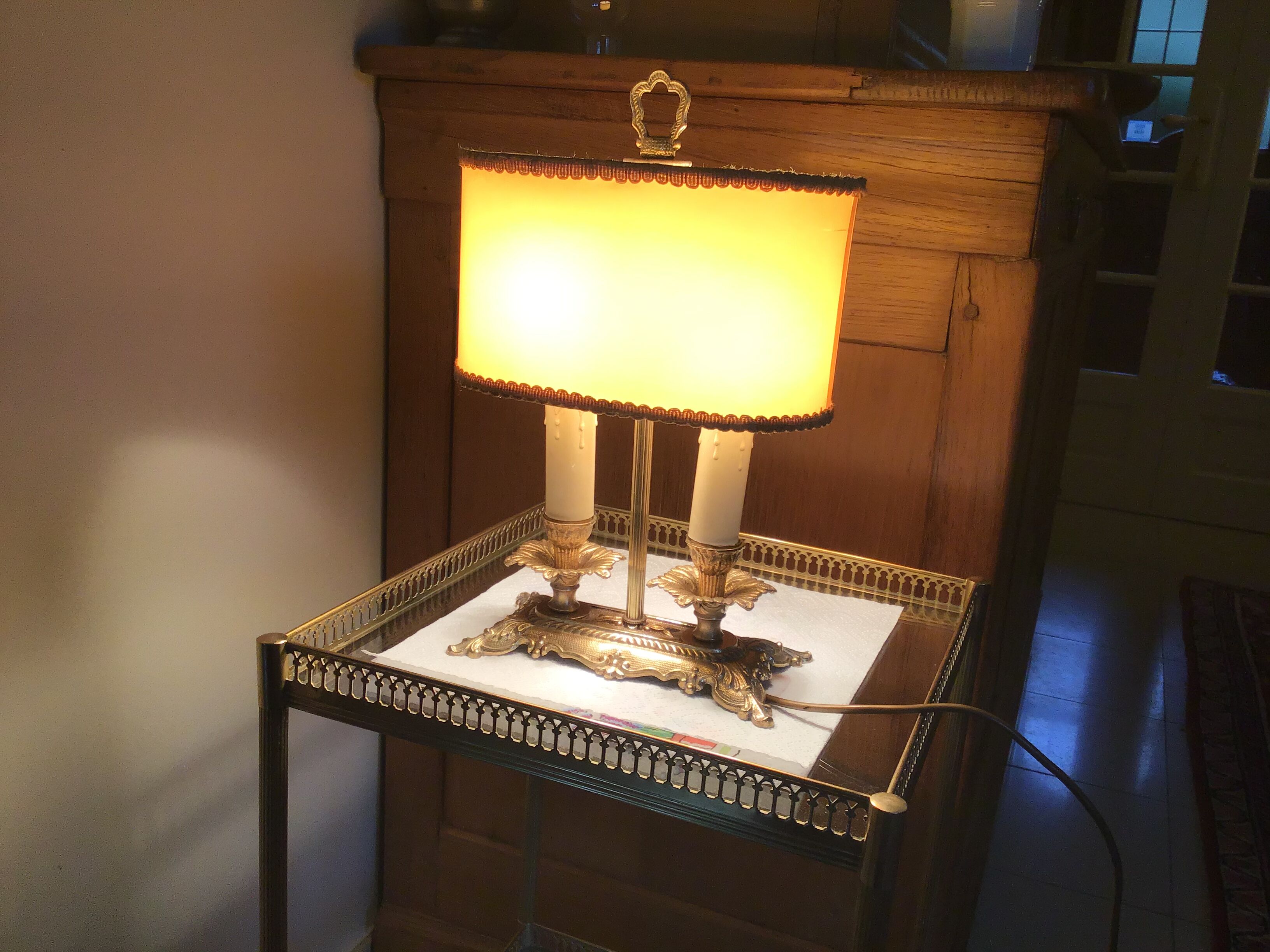 Lampe bouillotte
