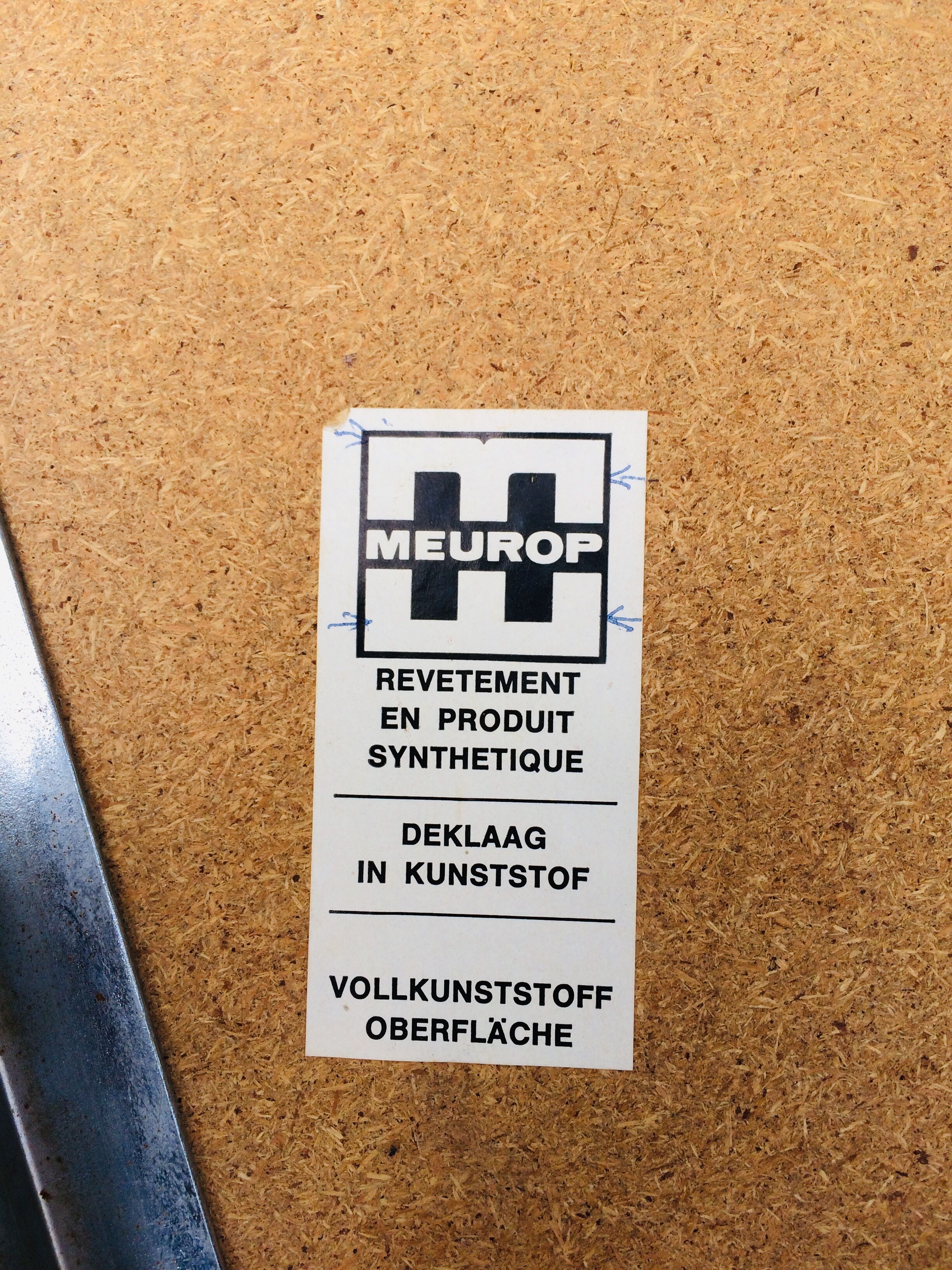 Pair coffee tables by Pierre Guariche for Meurop 60