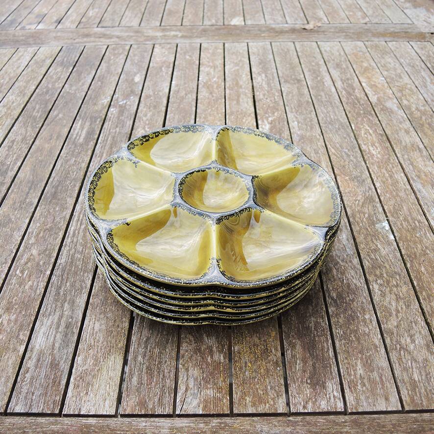 6 Old Oyster Plates in Green Ceramic from Gien