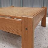 Table basse carré en pin, design vintage