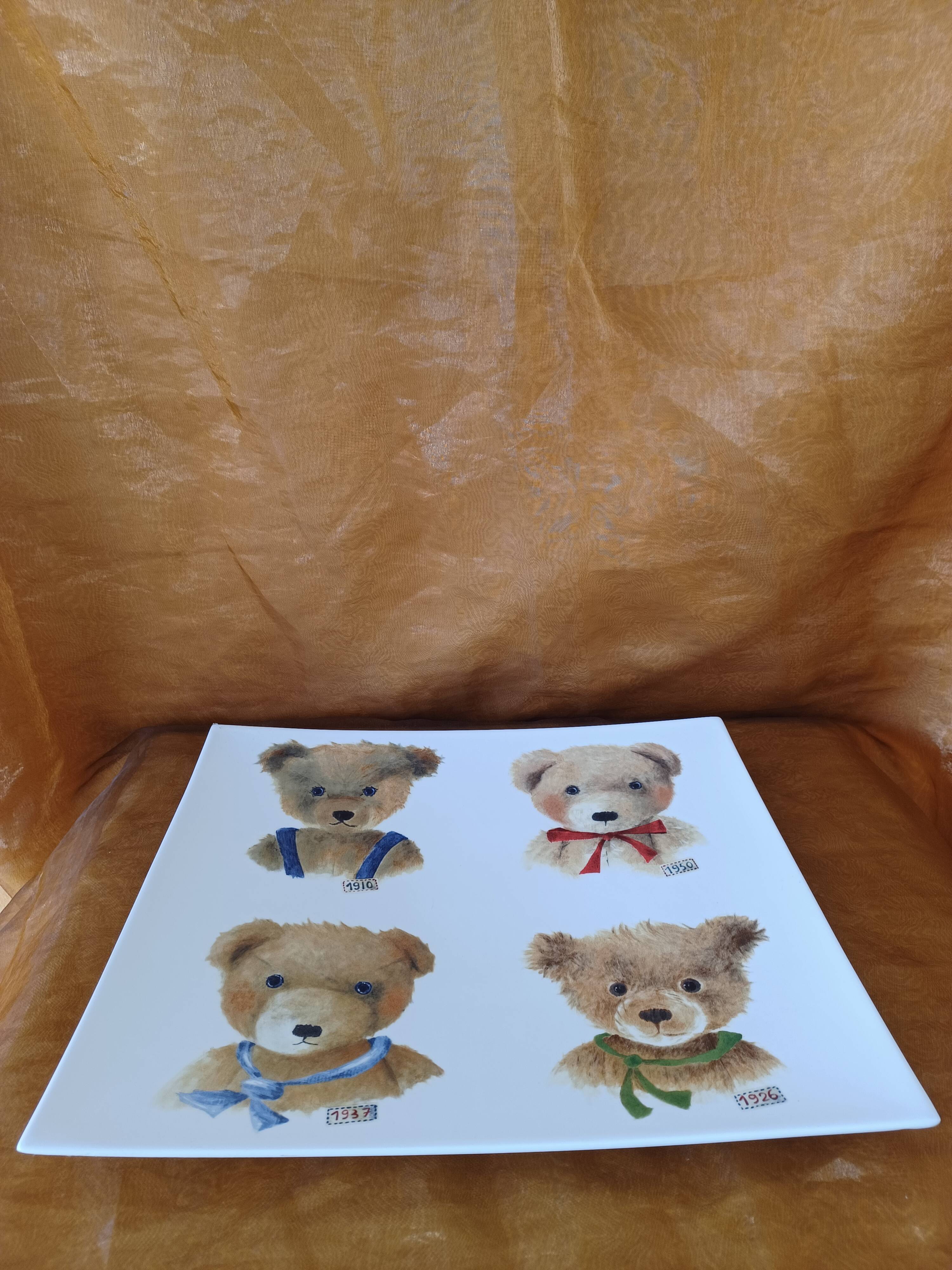 Gien bear cake dish.