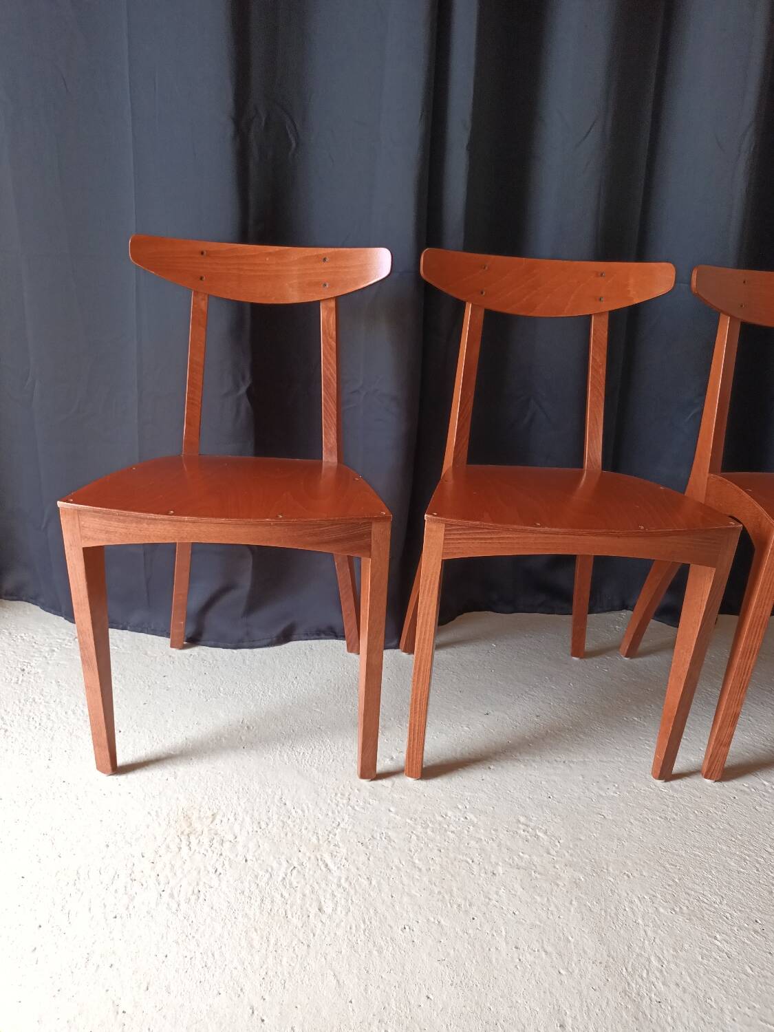 Chaises de Thibault Desombre