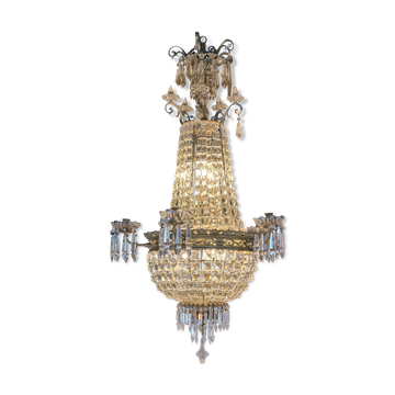 Beautiful antique French "Sac a Perle" chandelier