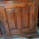 Grand Buffet Antique Du 17ème Siècle En Noyer Du Nord De l'Italie