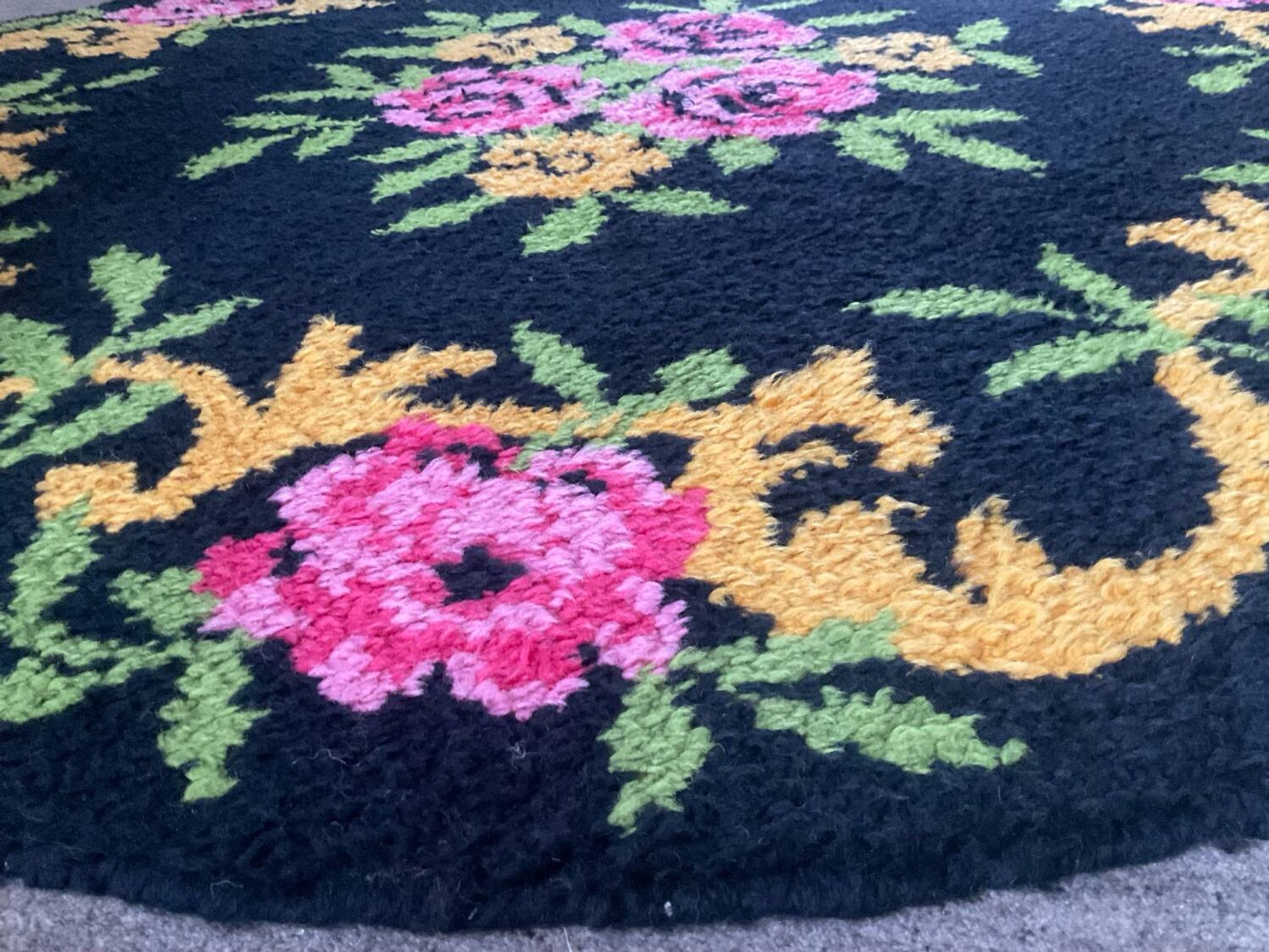 Tapis rond vintage en laine 150cm années 70