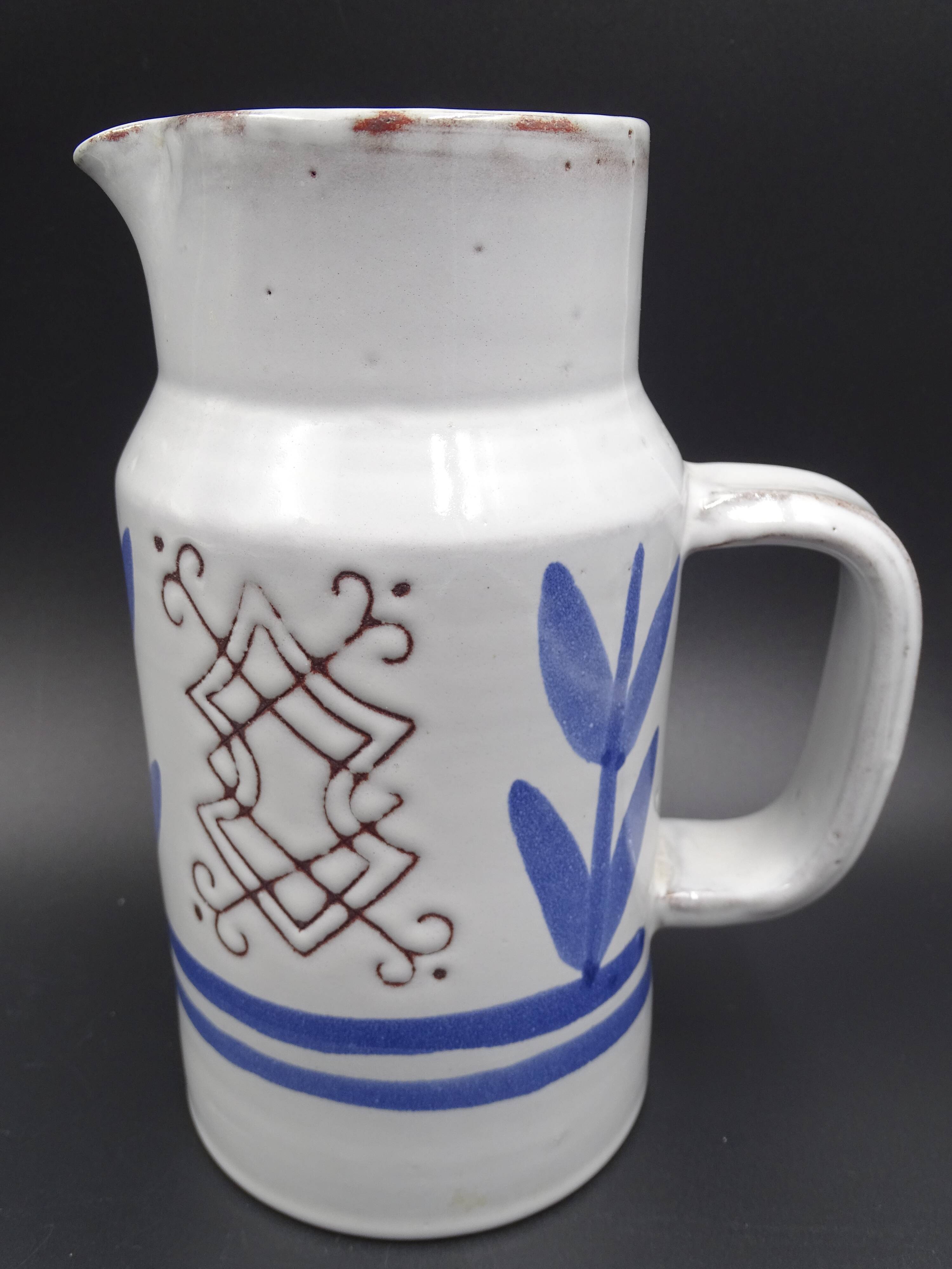 Enamelled terracotta pitcher, bird decoration engraved by Michel Barbier, Vallauris circa 1970