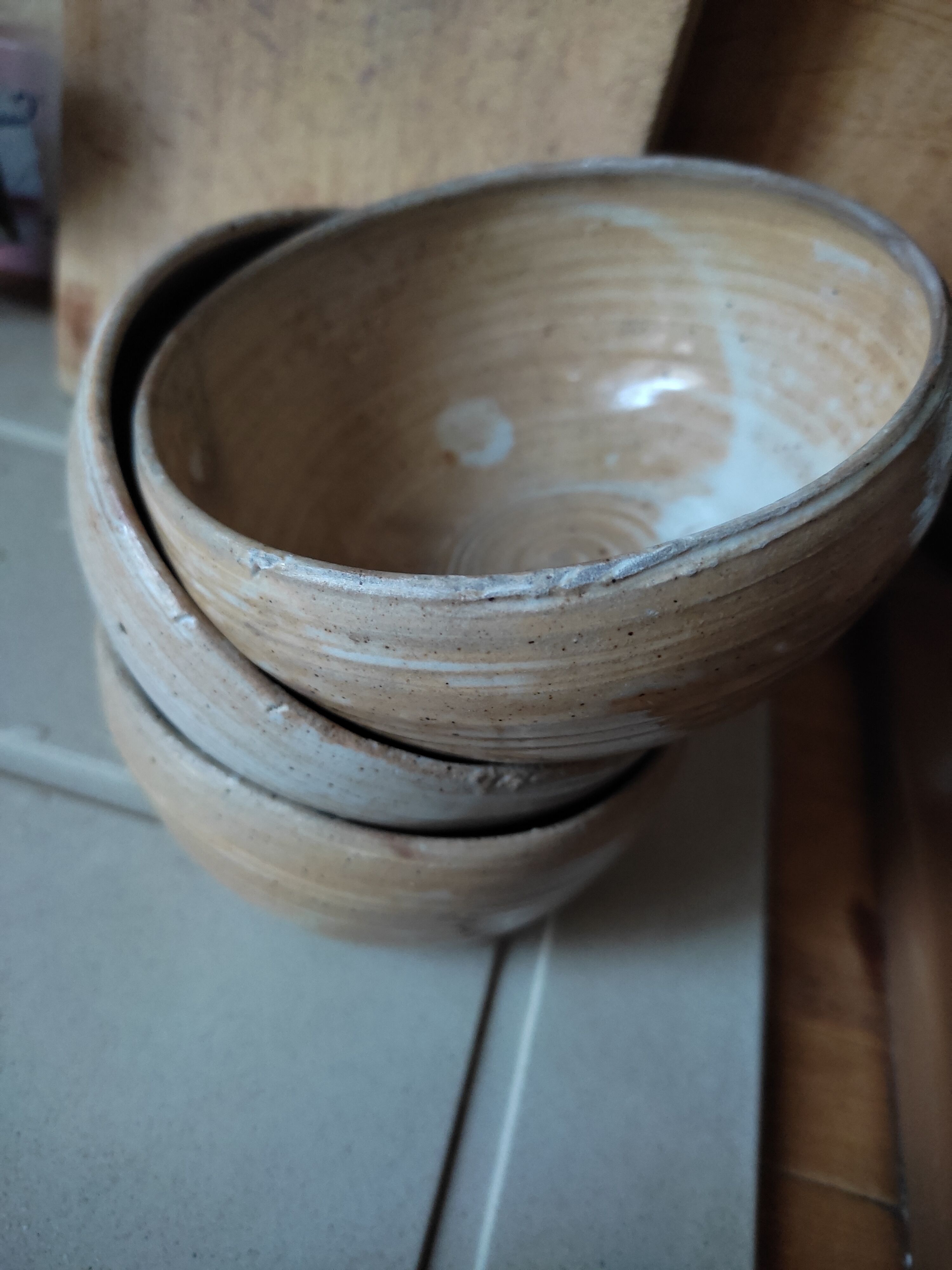 Set of 3 bowls in artisanal sandstone