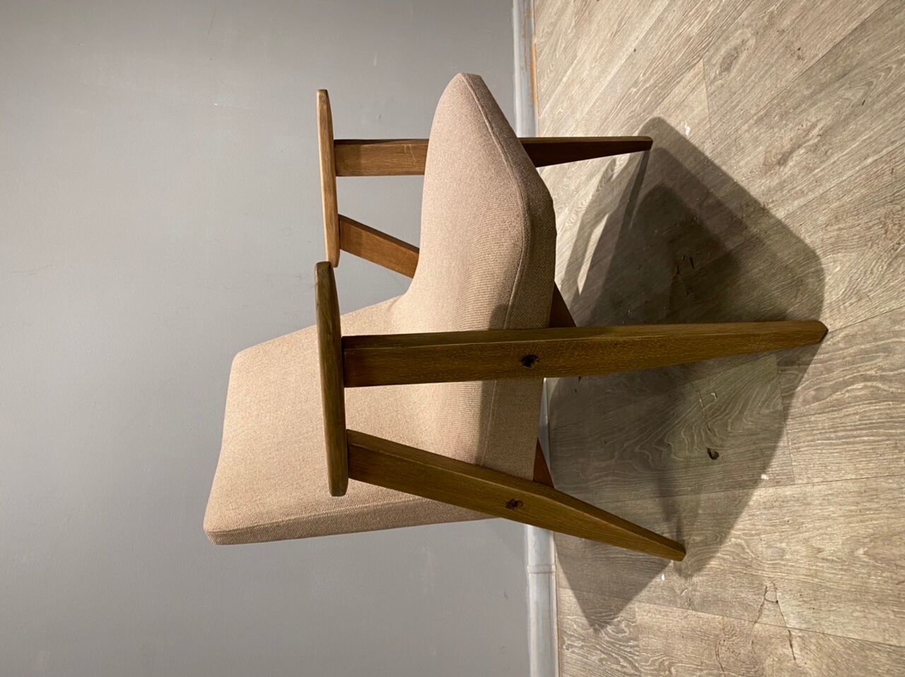 Paire de fauteuils conçus par Józef Chierowski 60