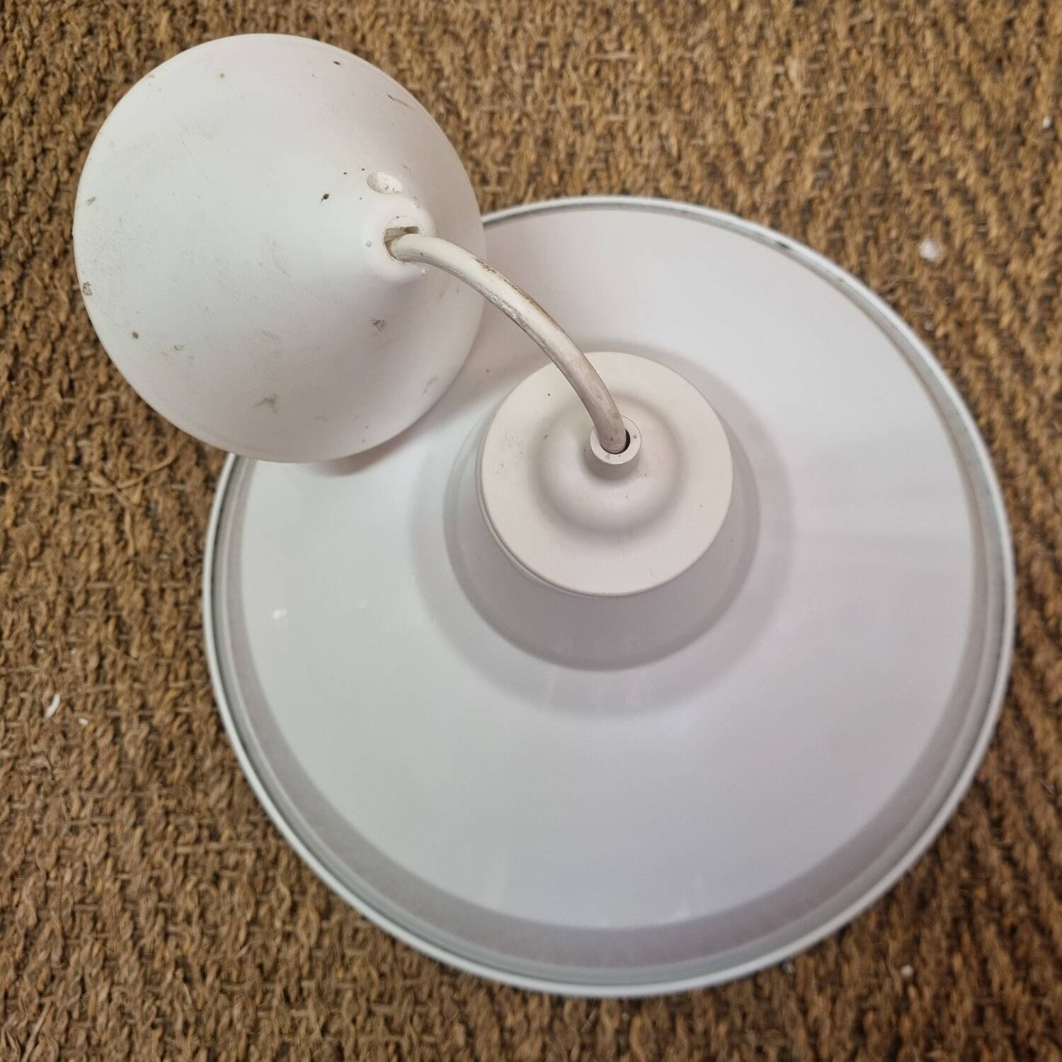 Industrial white iron pendant light