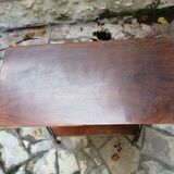 Serving table feet eiffel compass