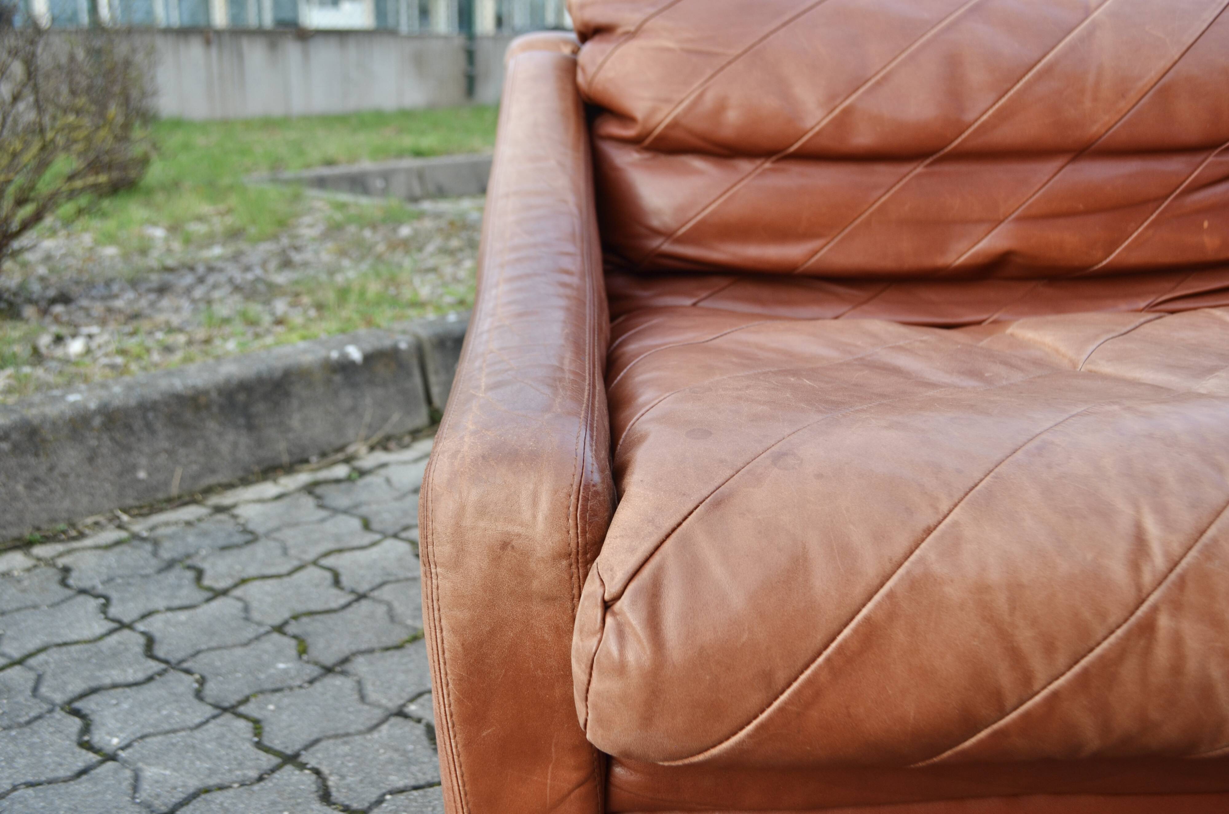 VIntage oxred leather lounge Chair Rolf Benz