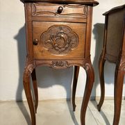Pair of antique bedside tables with marble top and ceramic niche