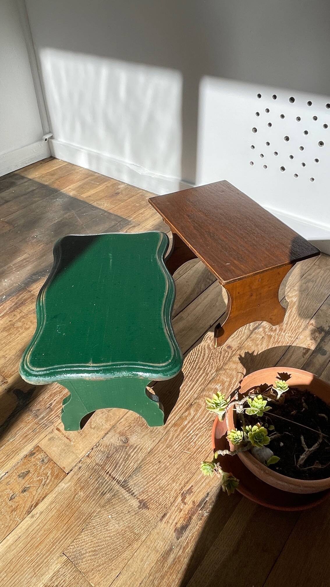 2 vintage wooden bar stools