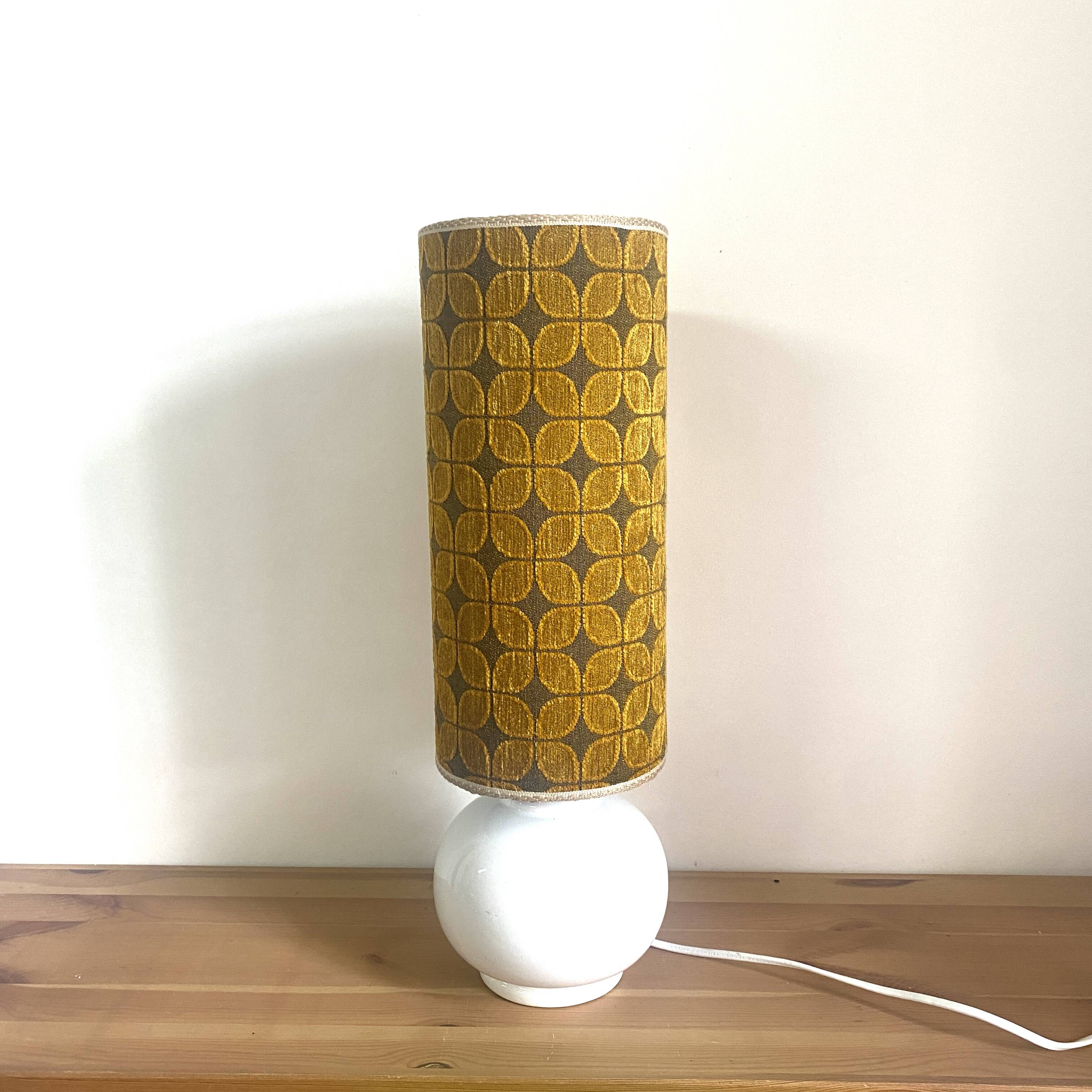 Upcycled vintage lamp - upcycling - Retro Velvet Clover