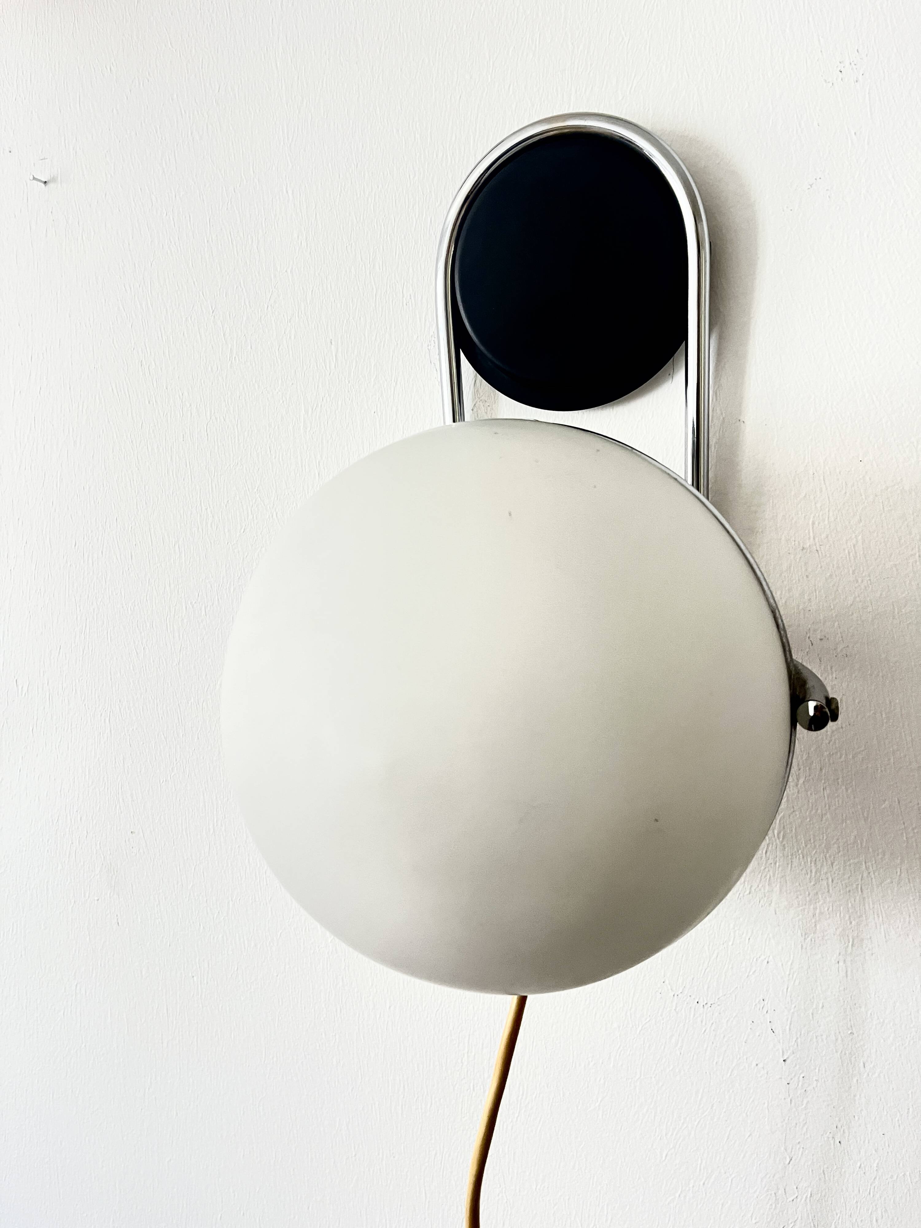 Vintage Space Age Wall Lamp Adjustable Chrome Glass, Italy, 1970s