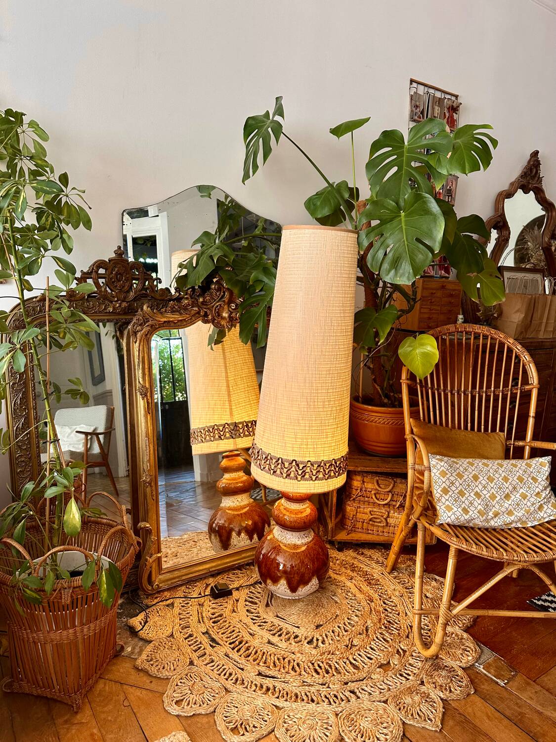 Vintage ceramic floor lamp from the 70s