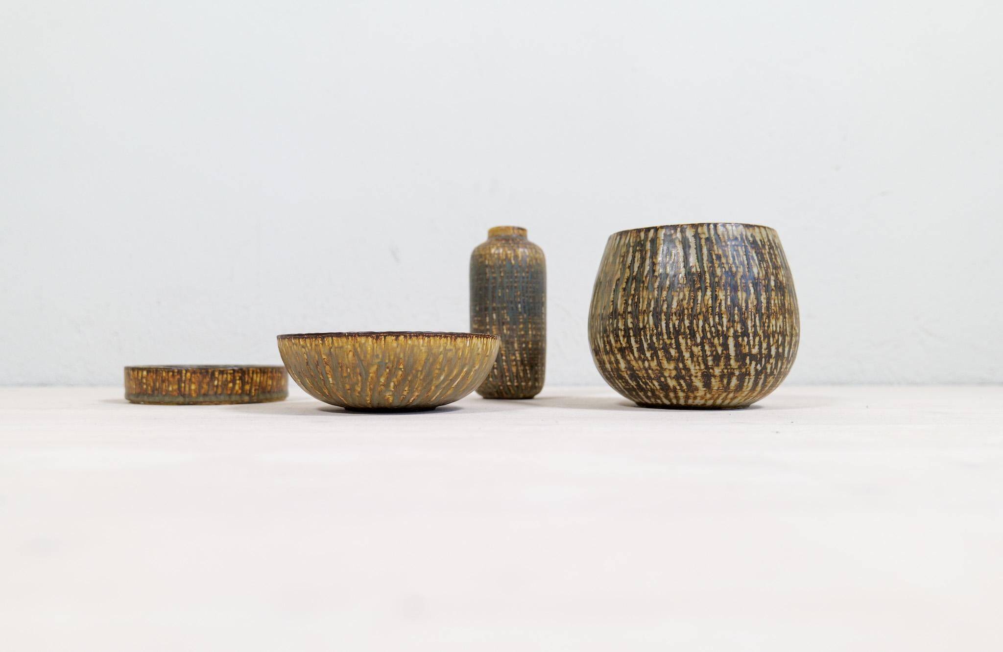 Modern Ensemble from the Mid-Century of 4 Ceramic Pieces Rubus Gunnar Nylund Rörstrand, Sweden