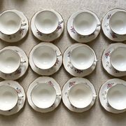 Antique tea set in Amandinoise porcelain