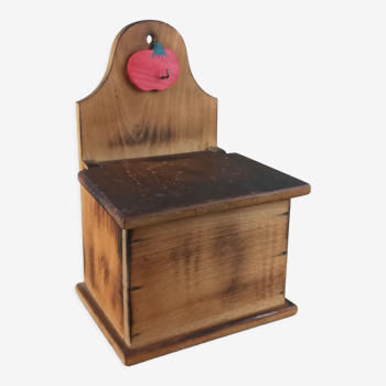 Boîte à sel ou à allumettes en bois