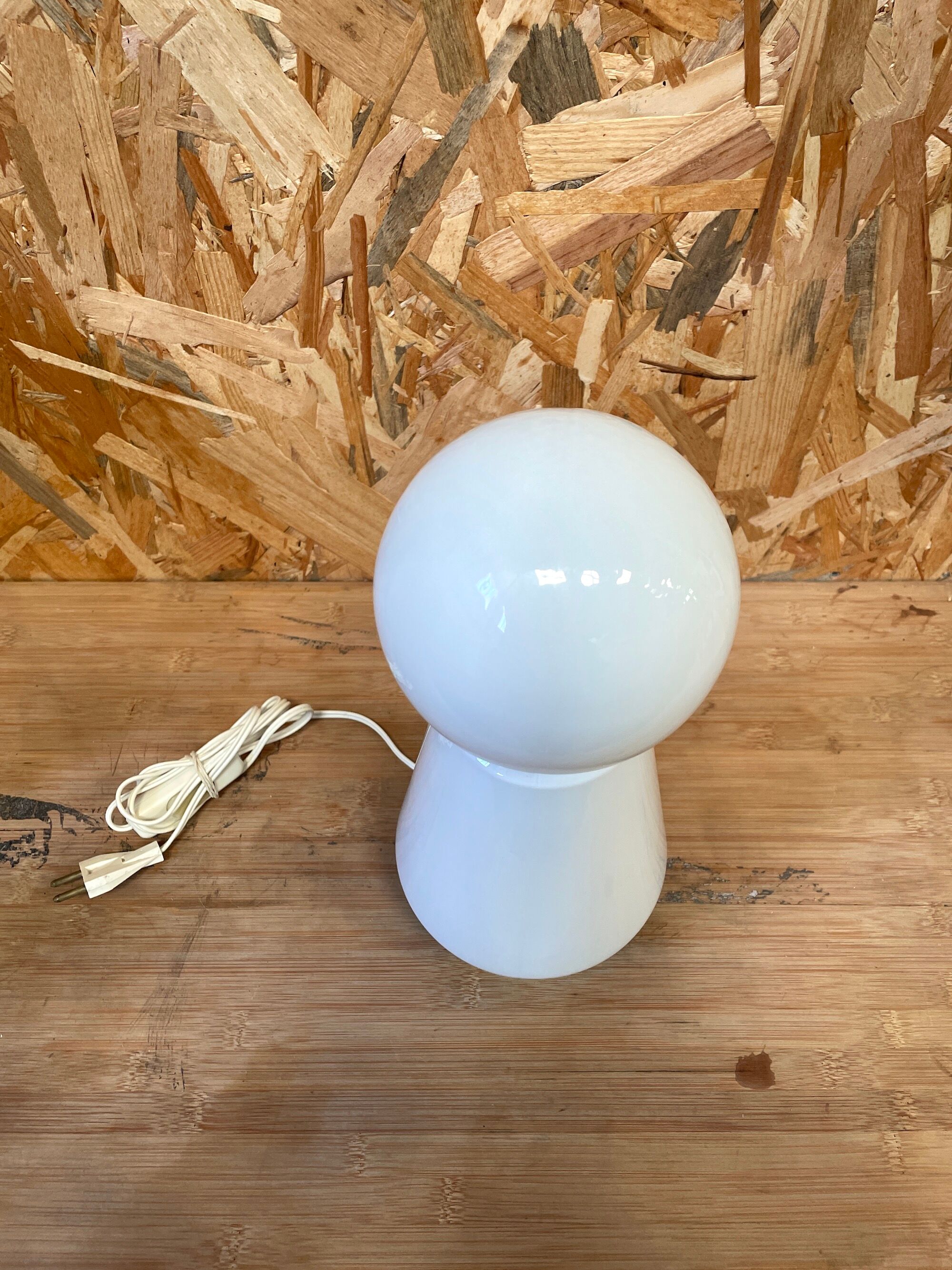 Vintage opaline lamp design - 1970s