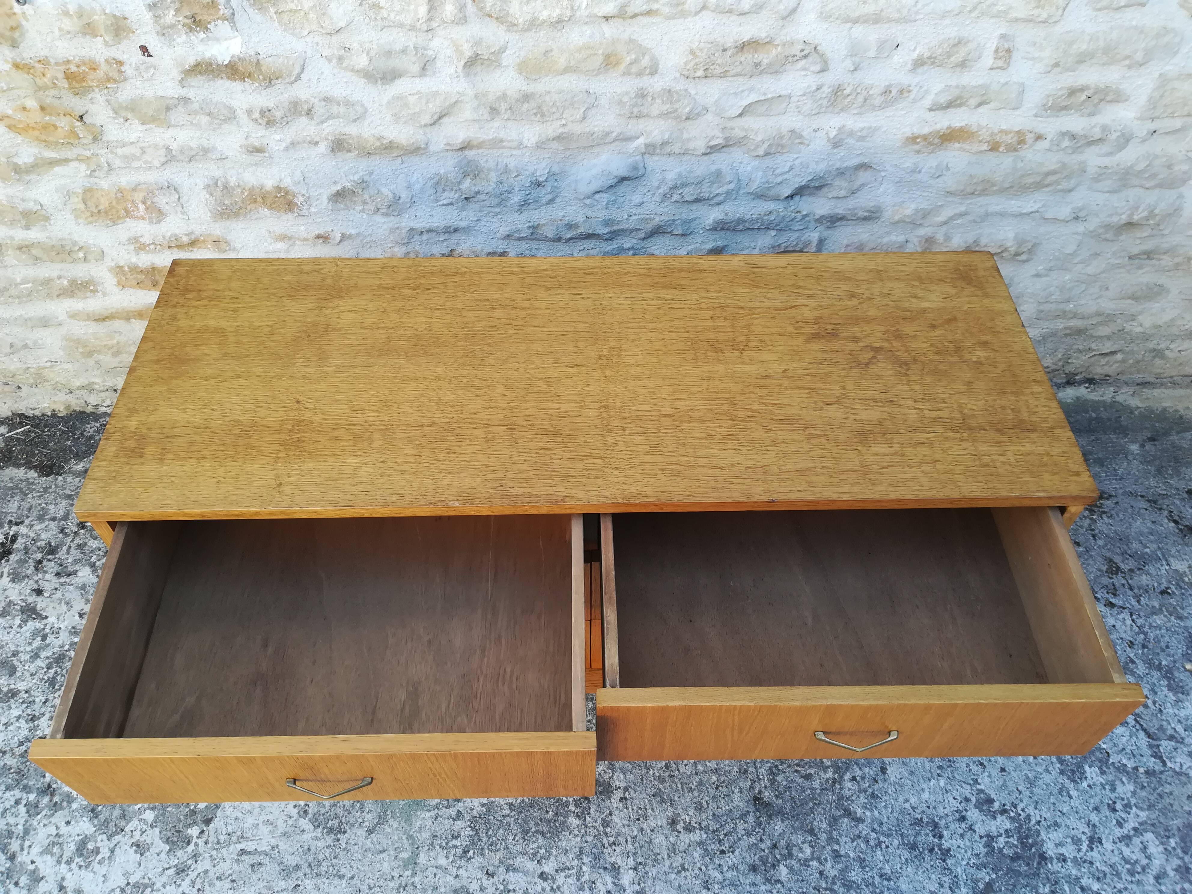 Six-drawer chest of drawers