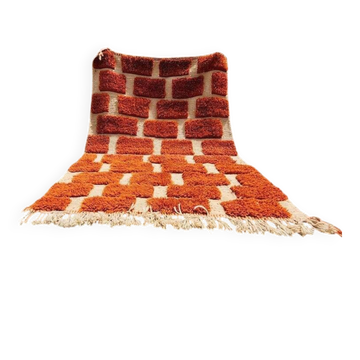 Grand tapis berbère marocain en laine orange et écru 400 x 300 cm