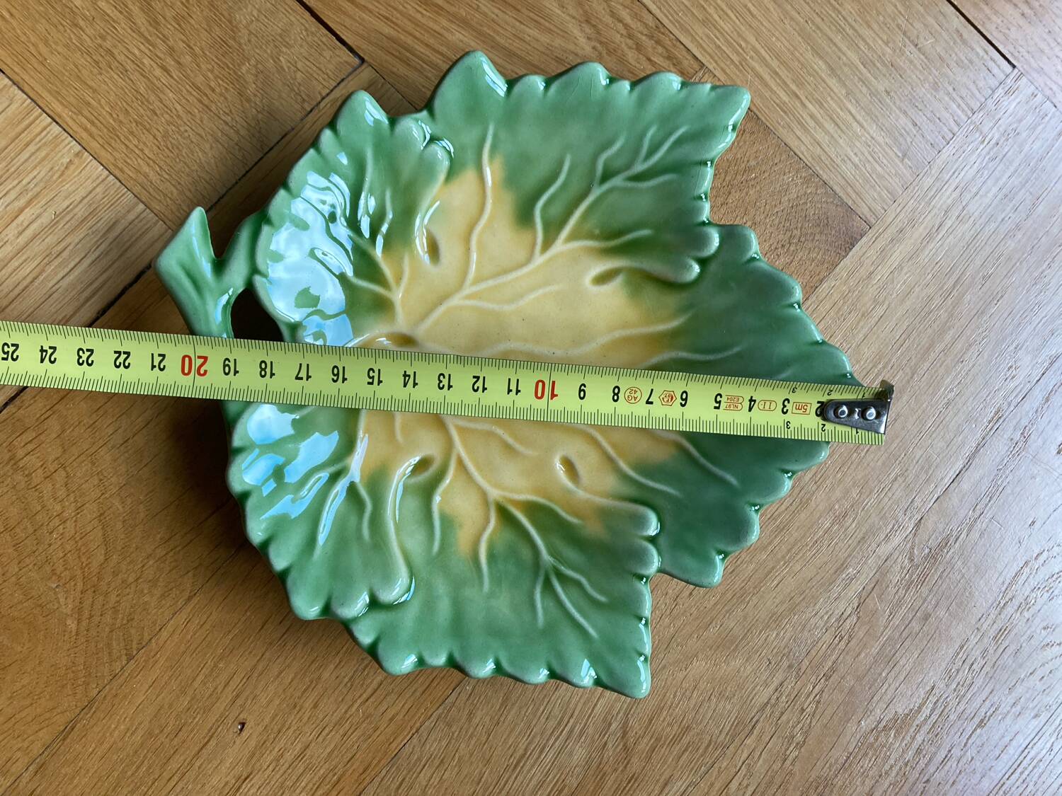Orfinox leaf pocket emptier