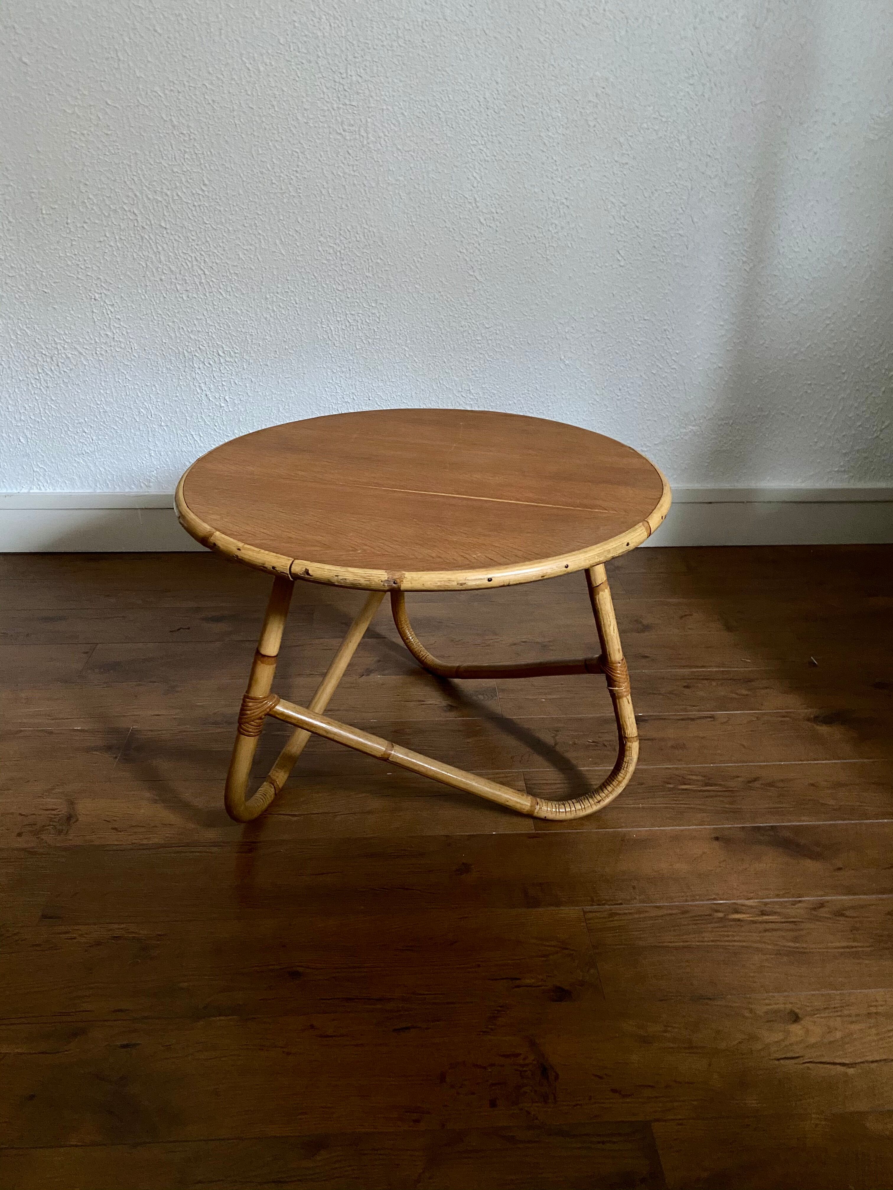 Wooden bamboo coffee table