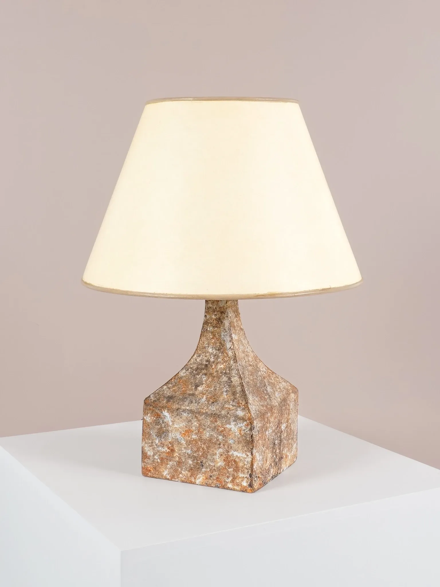 Vintage sculptural ceramic lamp, France, Mid-century, around 1960