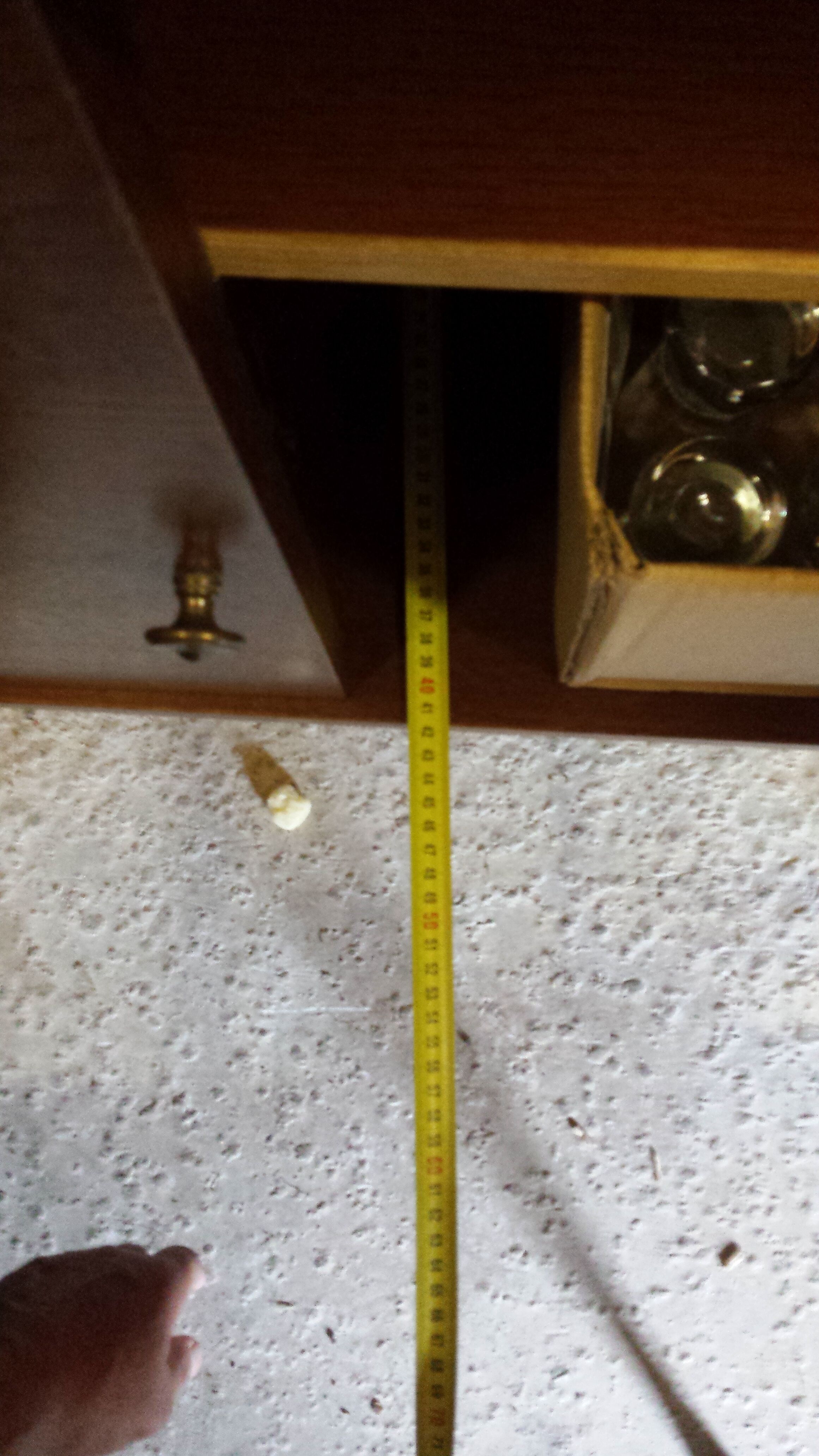 Secretary 60s, compass feet