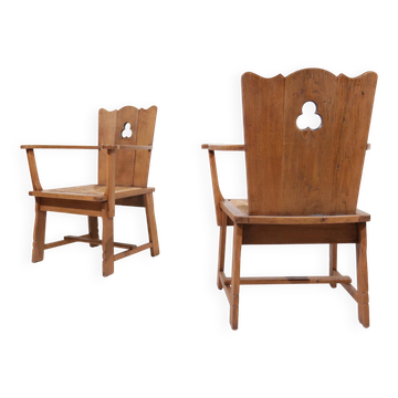 Paire de chaises trône en chêne brutaliste avec sièges en paille – Pays-Bas, années 1930
