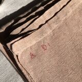 Nappe de vendange teintée en rose thé