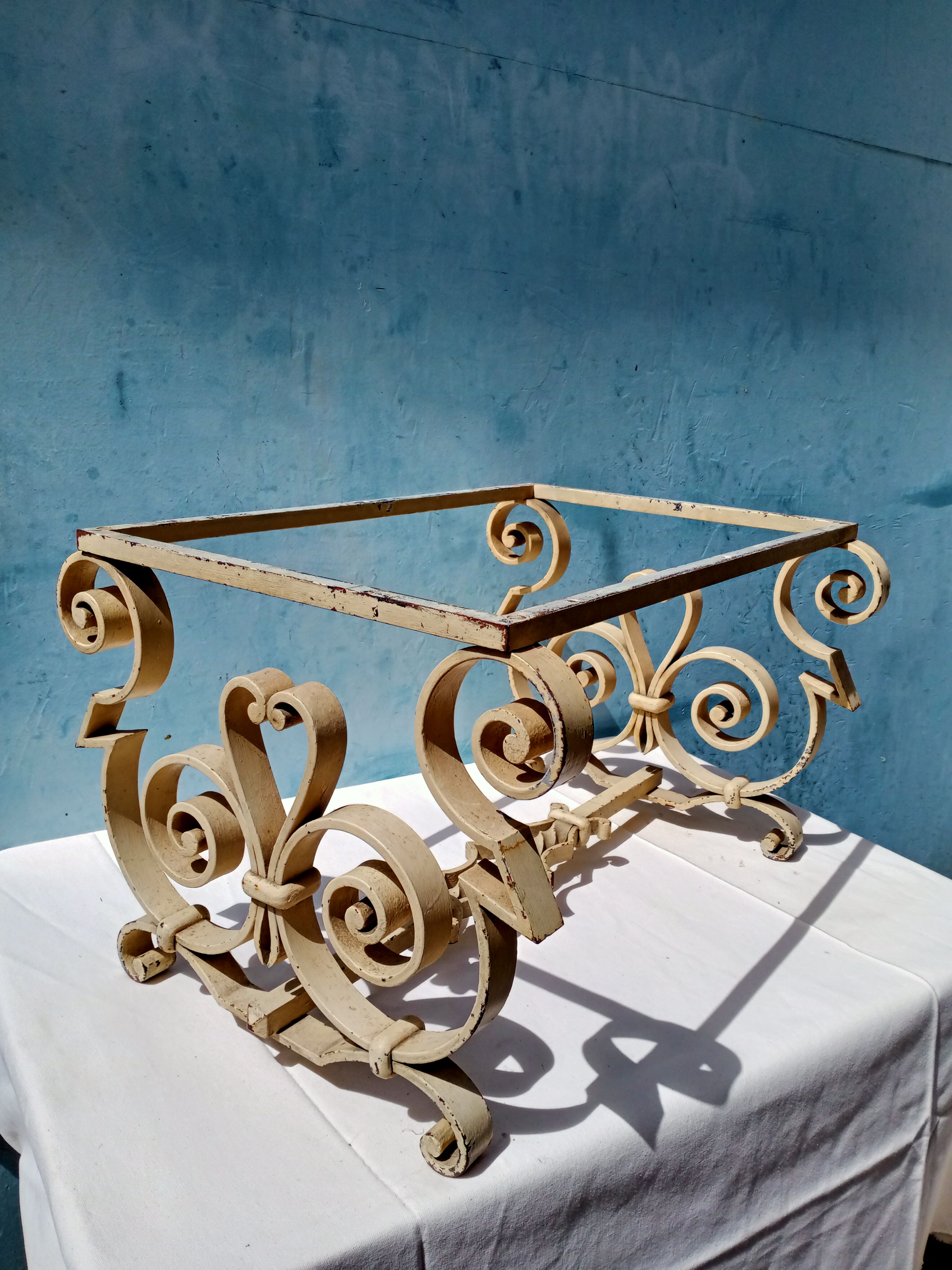 Iron coffee table forge 40 art deco