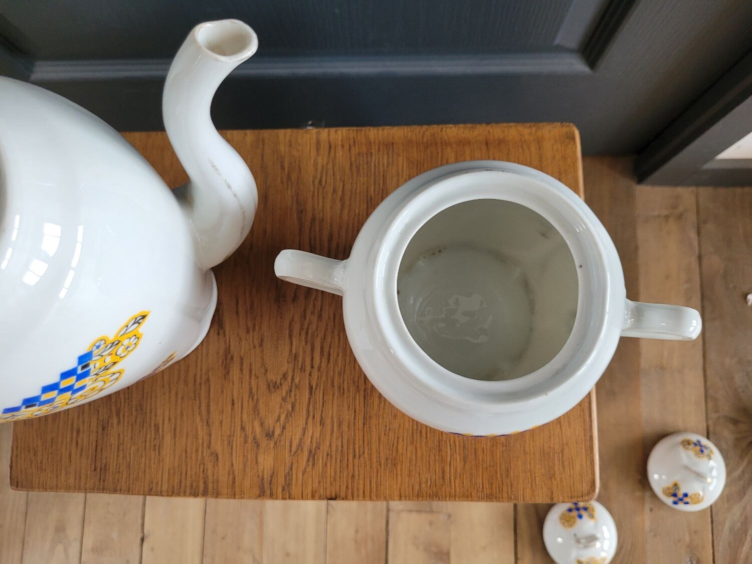 Sugar bowl and coffee pot